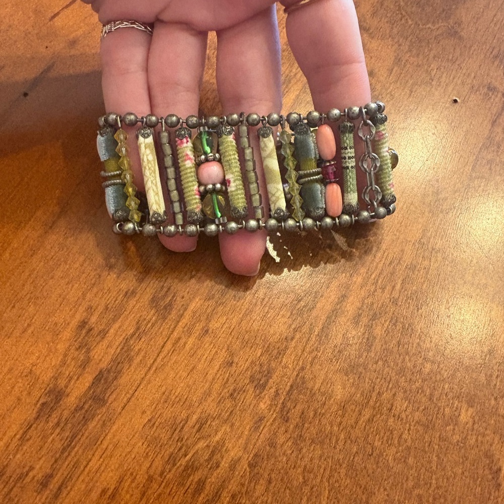 Green and Pink Beaded Bracelet with Elastic Design